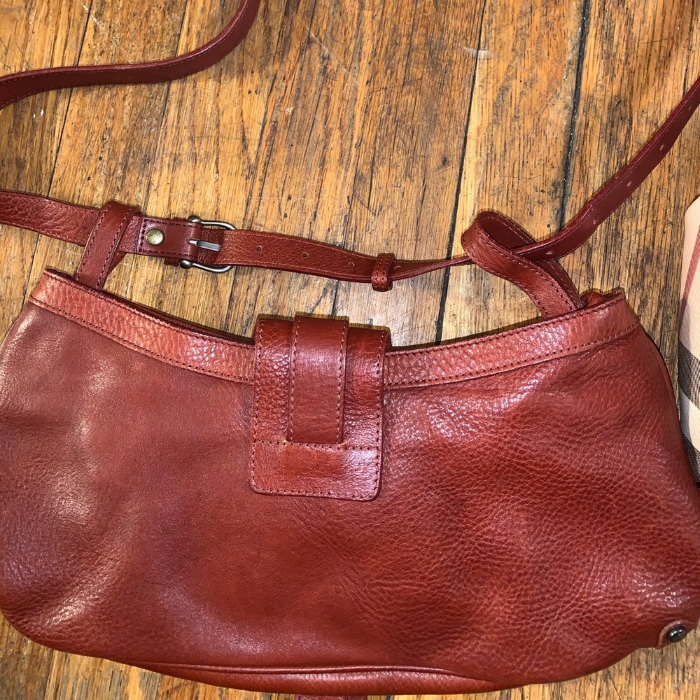 Burberry Prosum Cinda Sling Burgundy‎ shoulder bag - Picture 3 of 13